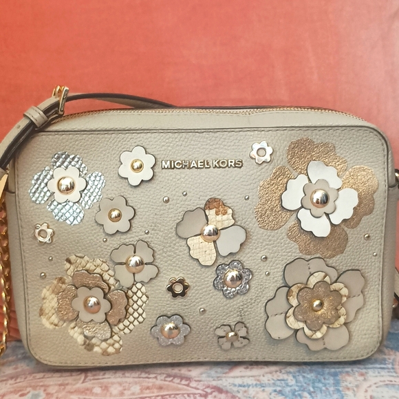 Michael Kors Jet Set Floral Embellished Leather Crossbody Bag - Picture 2 of 9